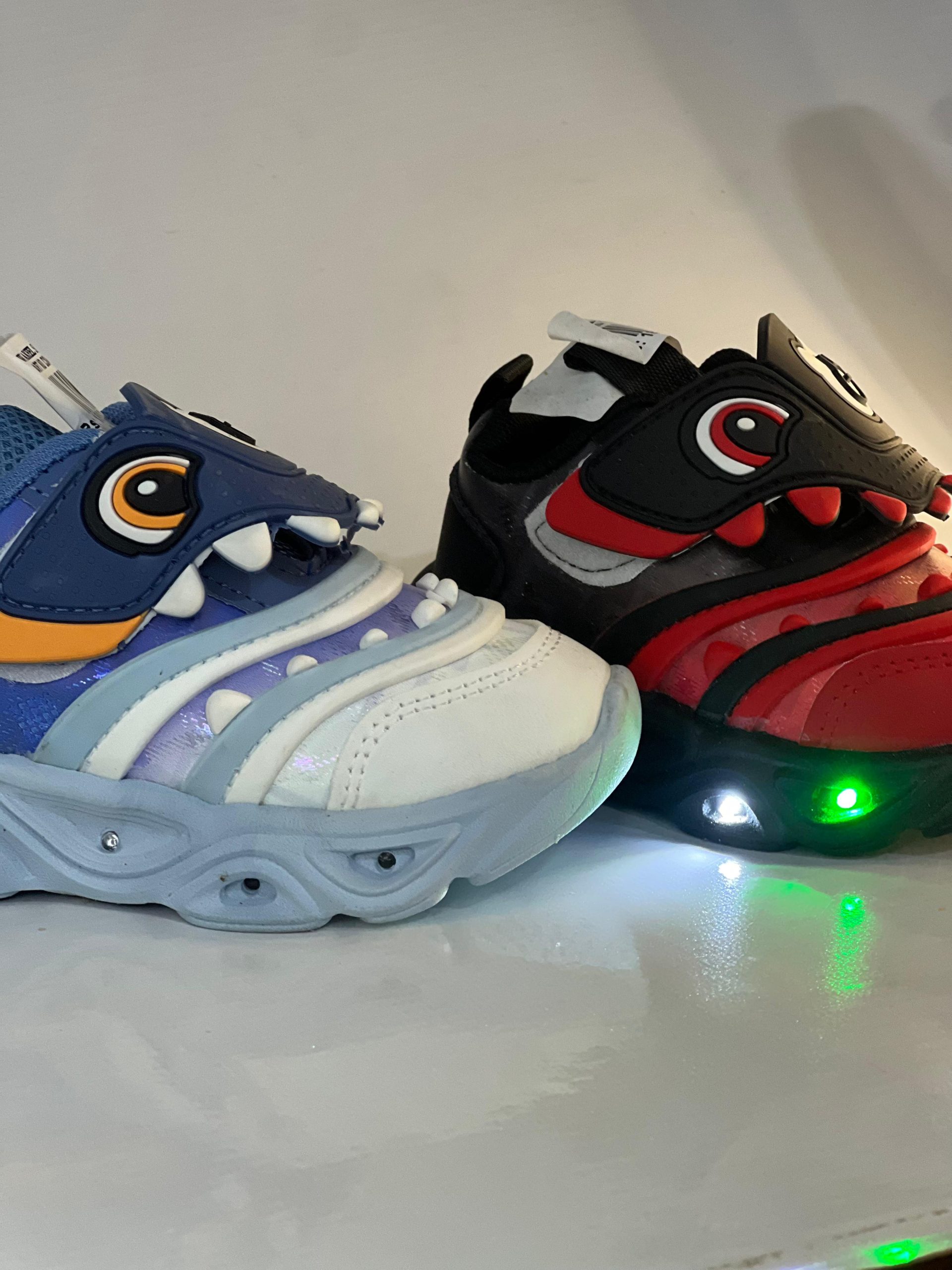 Buy Skechers SKECH O SAURUS LIGHTS Sneakers #175y #185y - Image 4