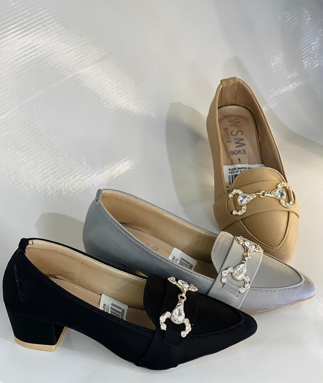 kids Girls formal block heel #185y - Image 2