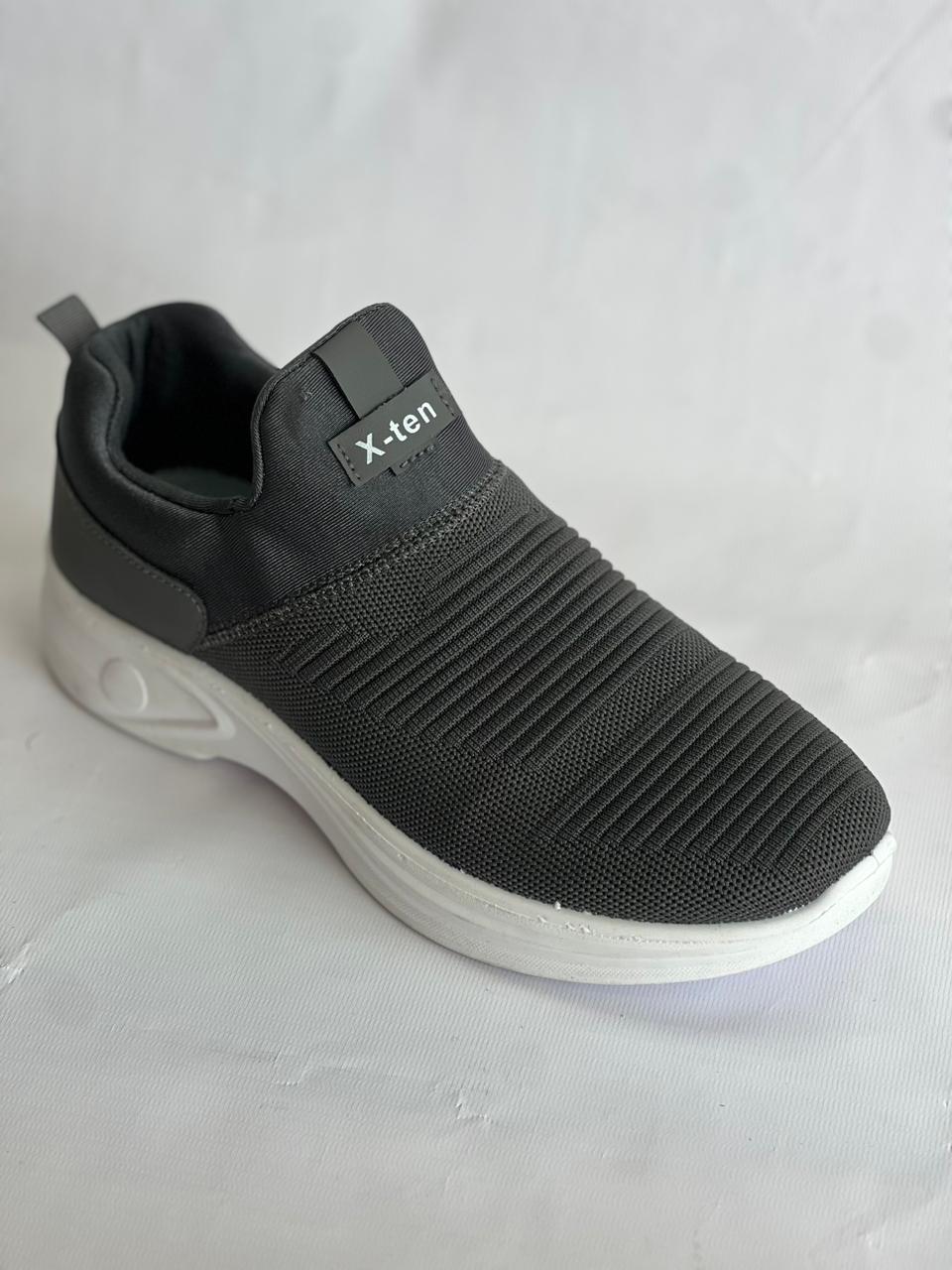 Black Slip On Sneakers 39to45 #199y