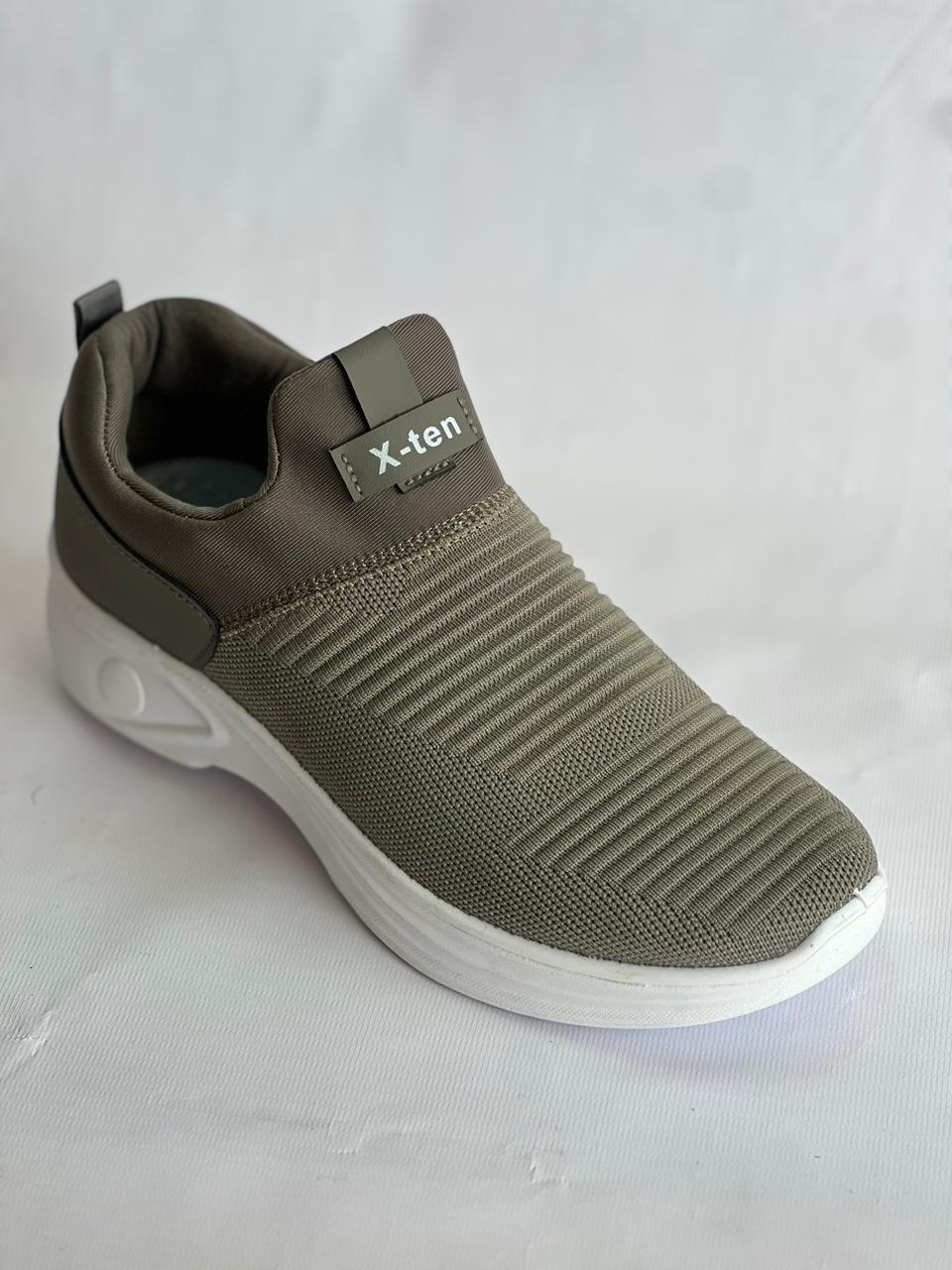 Black Slip On Sneakers 39to45 #199y - Image 3