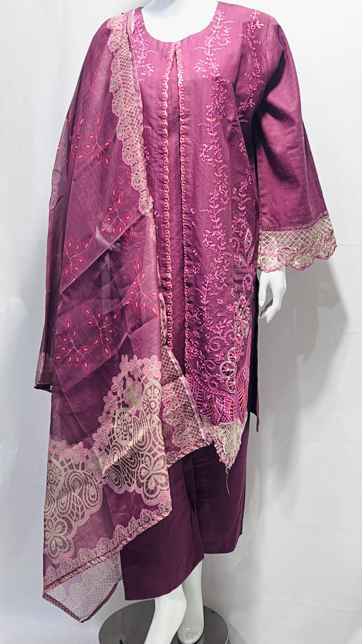 Women’s Embroidered Luxury 3-Piece Suit – Plum Wine Elegance Collection #038y