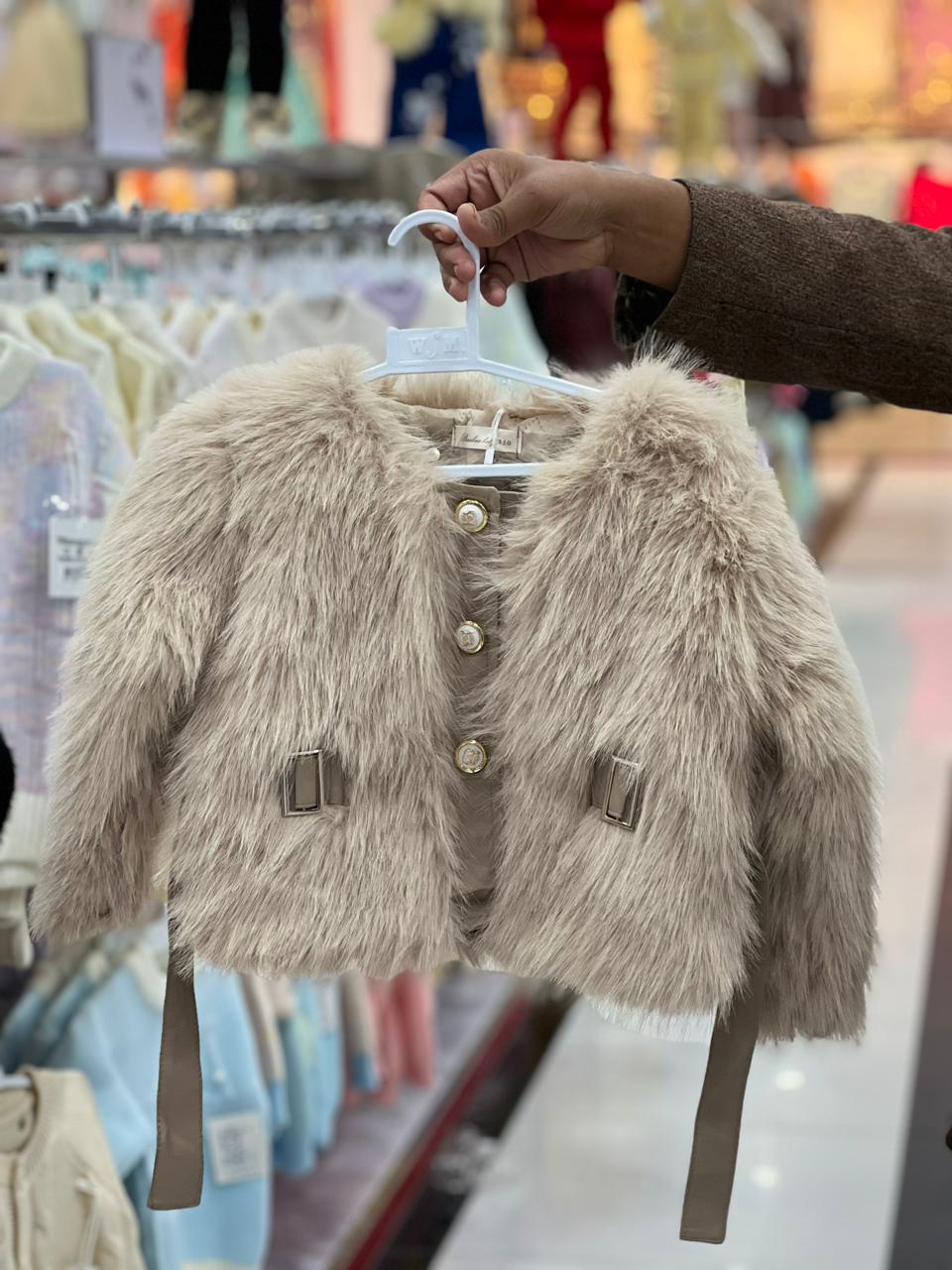 Girls White Faux Fur Winter Vest with Belt – Luxury Kids Outerwear For 3 Years to 7 #885y