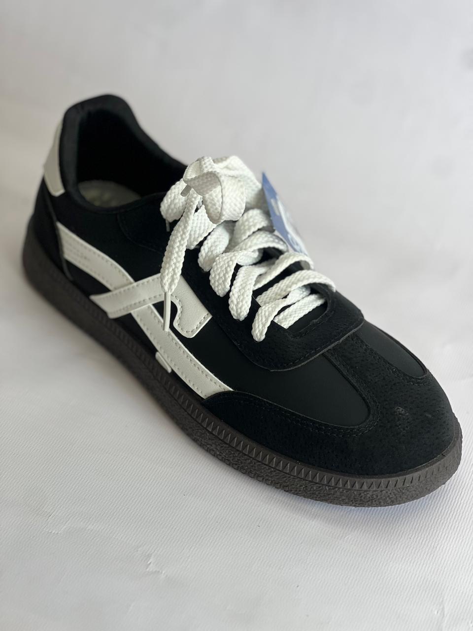 Campus Men Roar Sneakers #199Y - Image 3